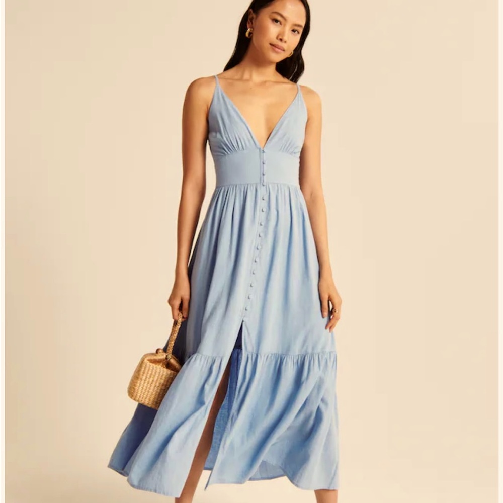 Abercrombie Button-through long dress in blue